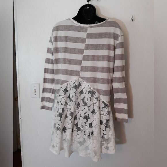 A'reve striped + lace train top - Picture 3 of 4
